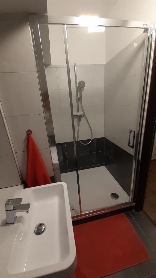 Apartmany Radost Kovarska Екстер'єр фото
